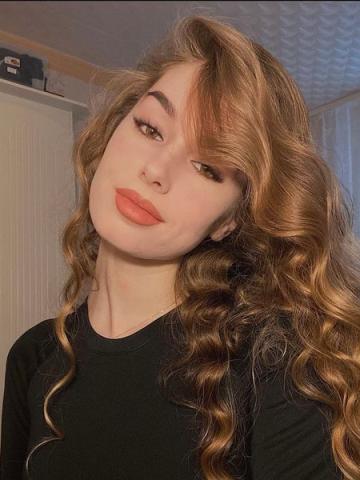 Юна
